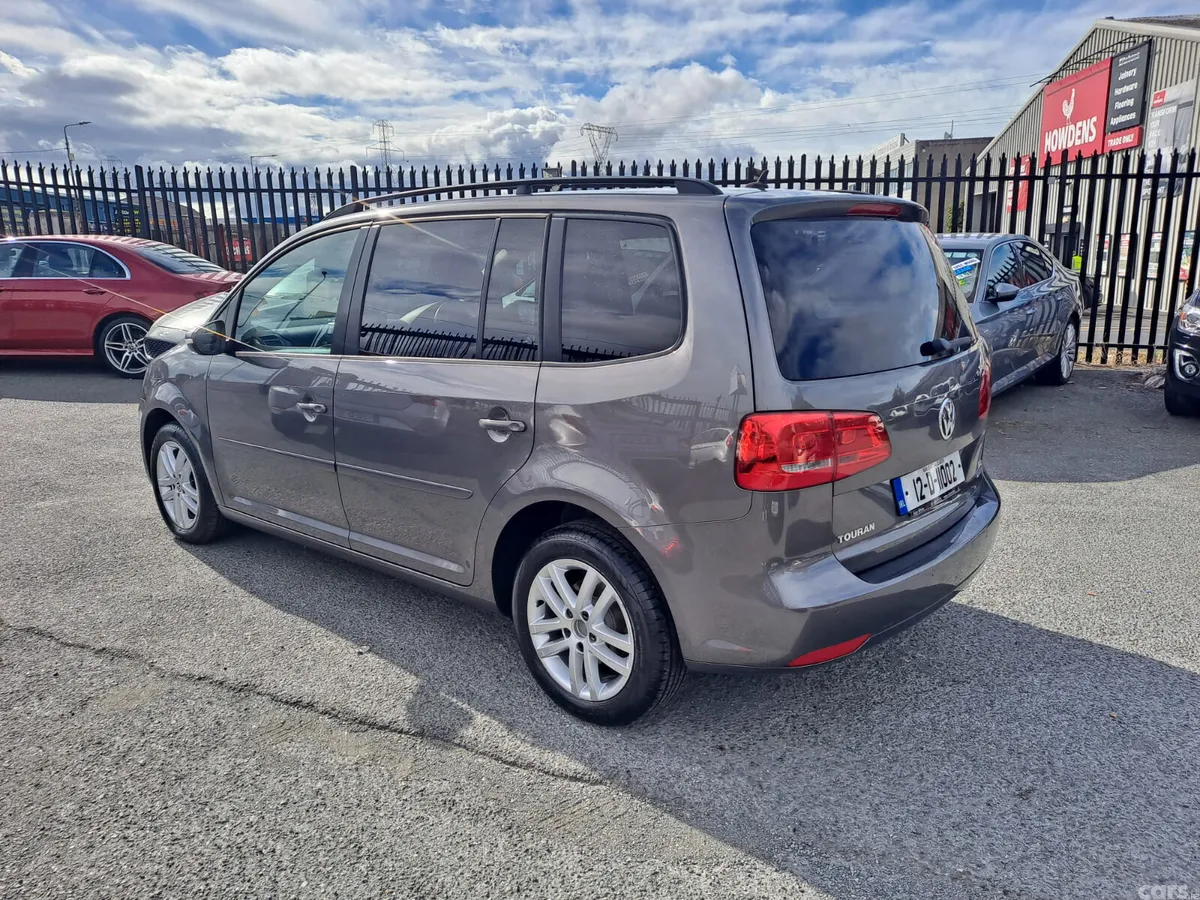 Volkswagen Touran MPV, Diesel, 2012, Grey