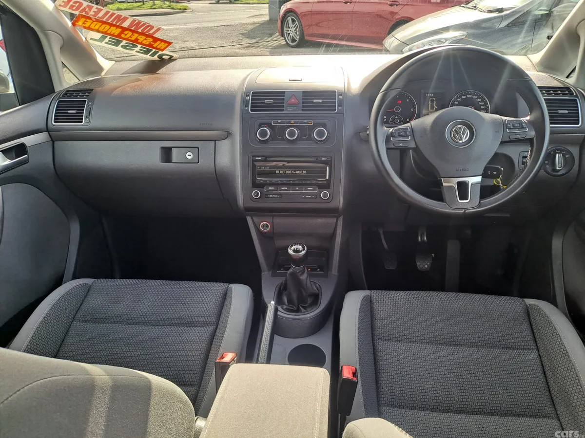Volkswagen Touran MPV, Diesel, 2012, Grey