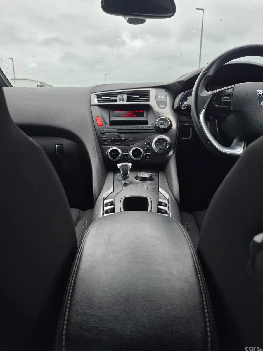 Citroen DS 5 Hatchback, Diesel Hybrid, 2013, Brown