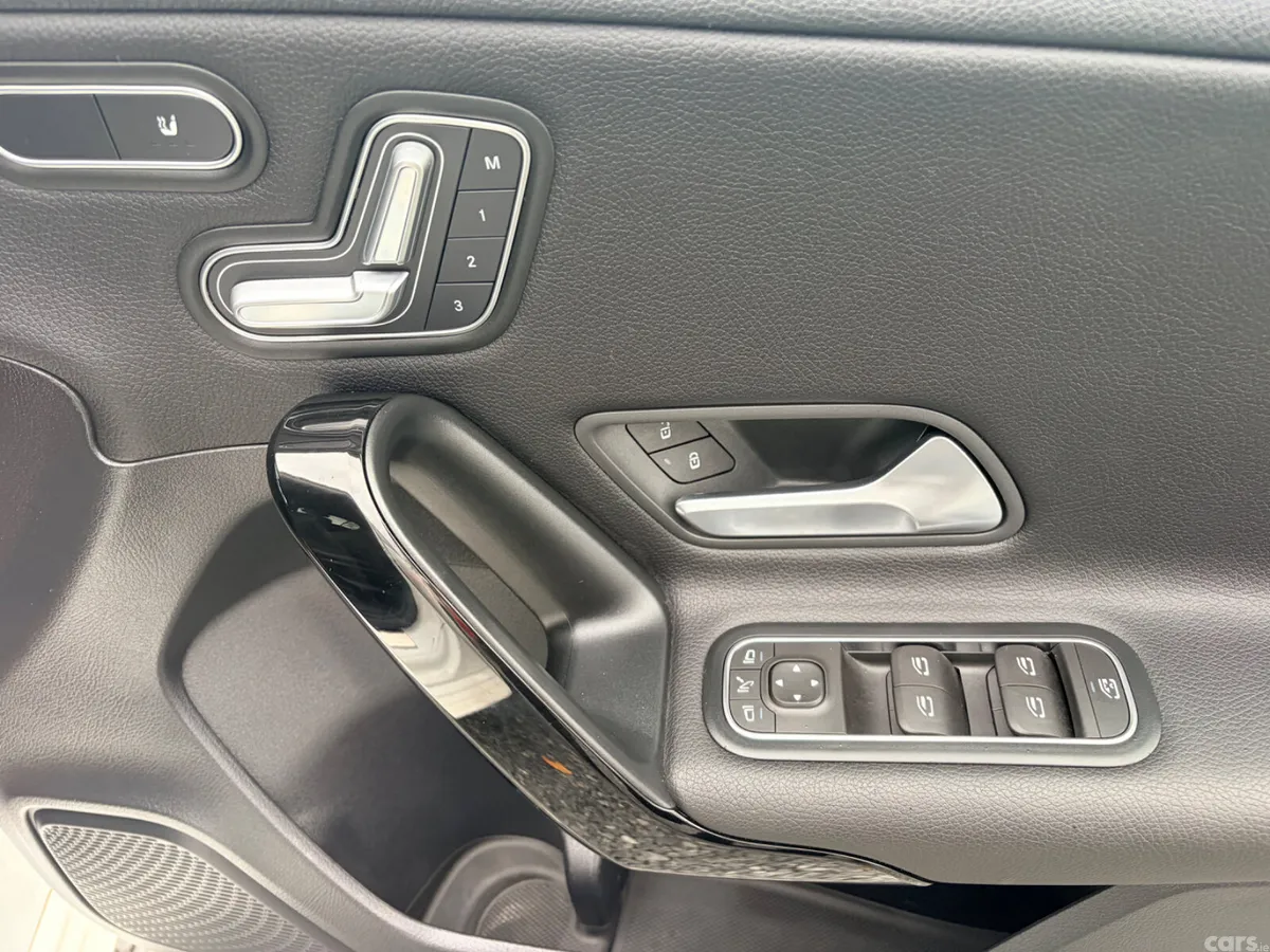 Mercedes-Benz A-Class Hatchback, Petrol, 2018, White