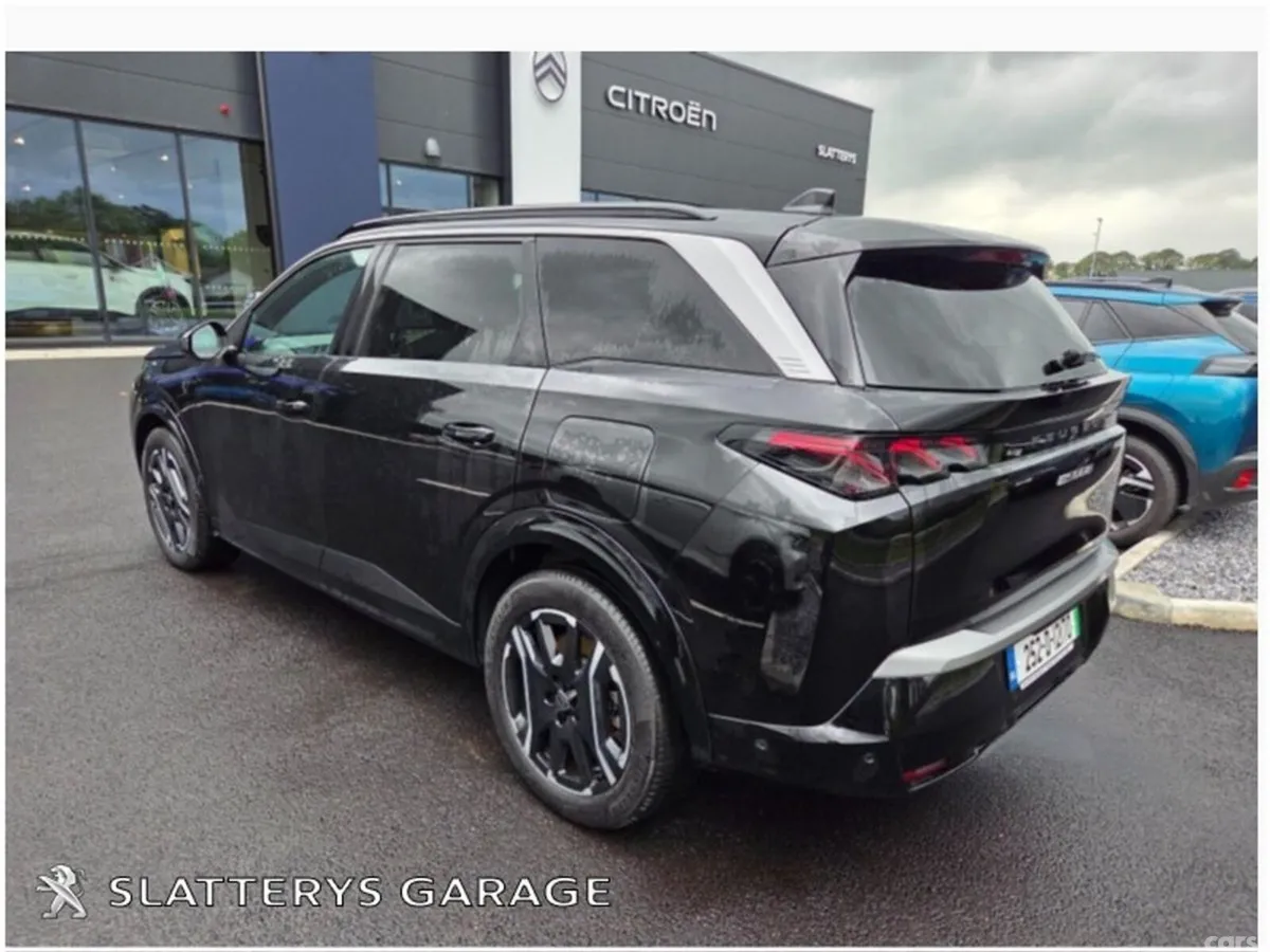 Peugeot 5008 SUV, Electric, 2025, Black