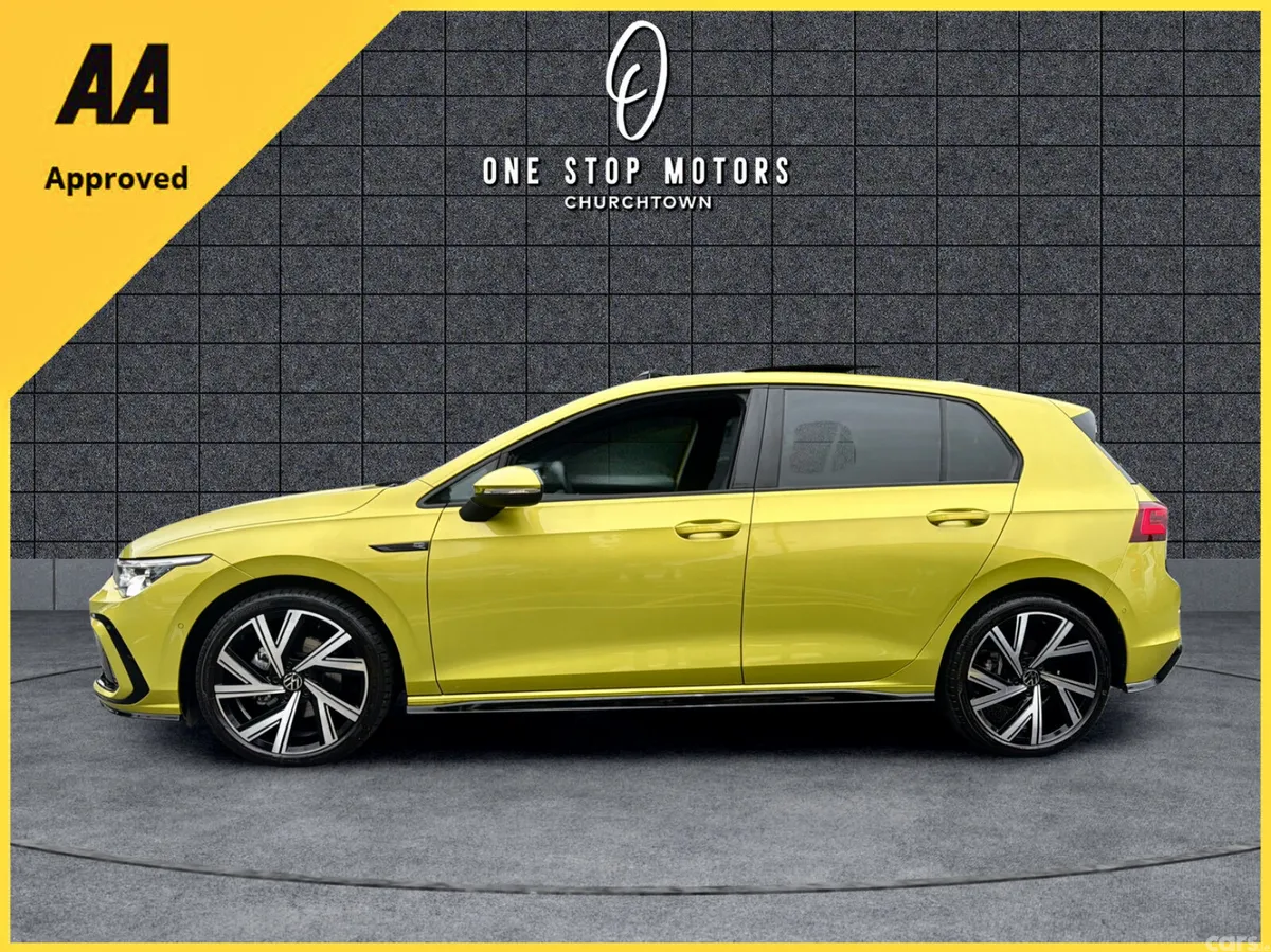 Volkswagen Golf Hatchback, Diesel, 2023, Gold