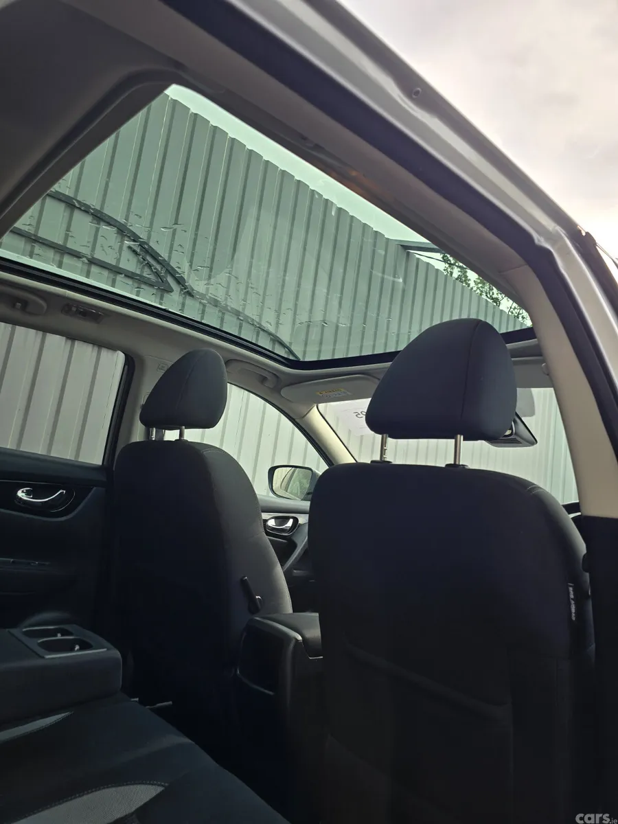 Nissan Qashqai MPV, Petrol, 2018, Grey