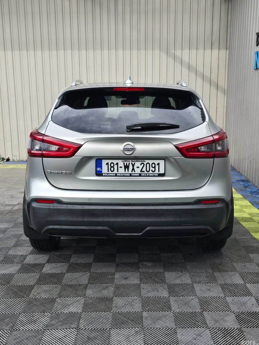 Nissan Qashqai MPV, Petrol, 2018, Grey