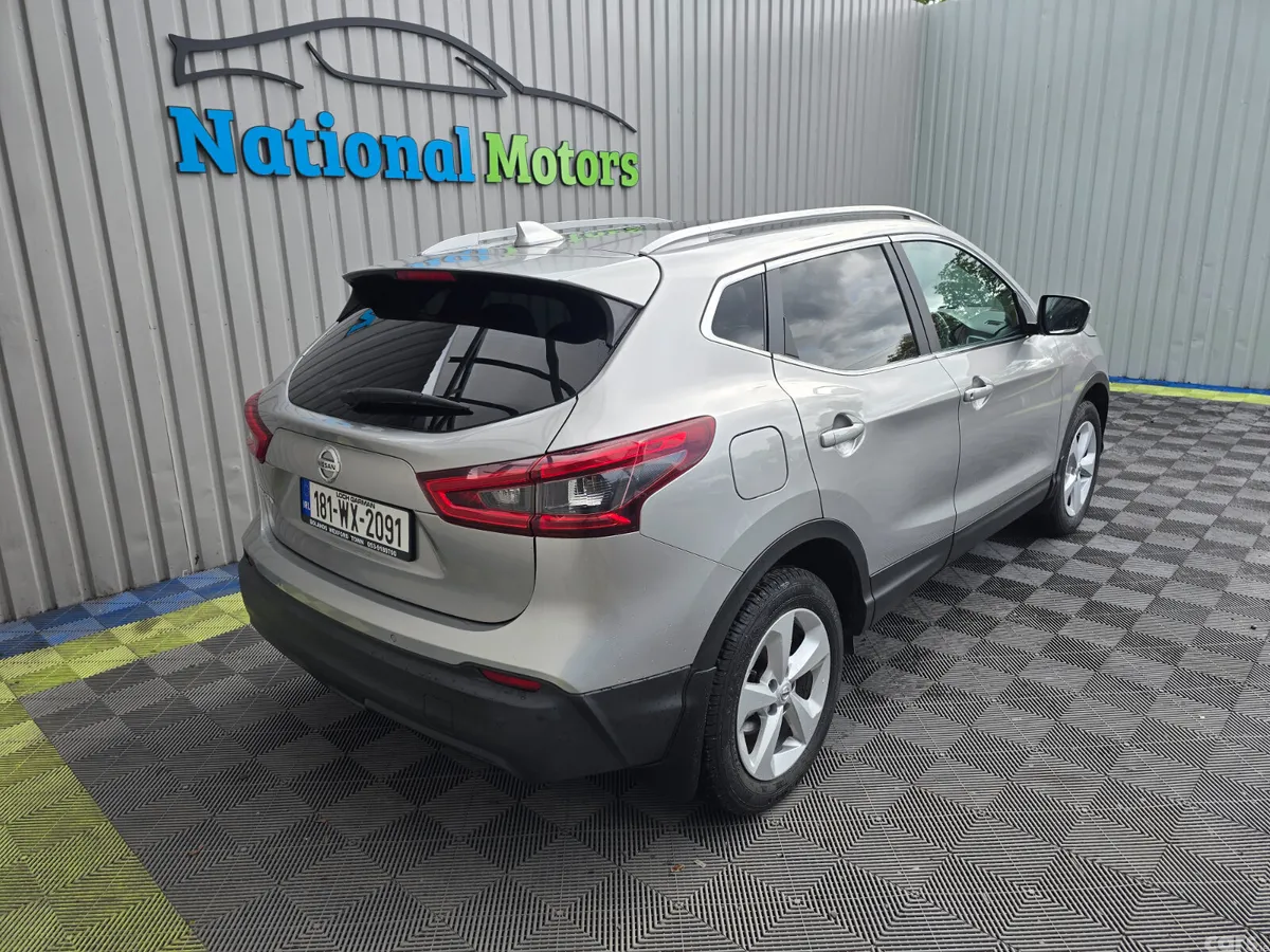 Nissan Qashqai MPV, Petrol, 2018, Grey
