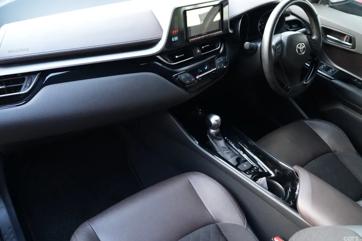 Toyota C-HR Hatchback, Petrol Hybrid, 2017, Red