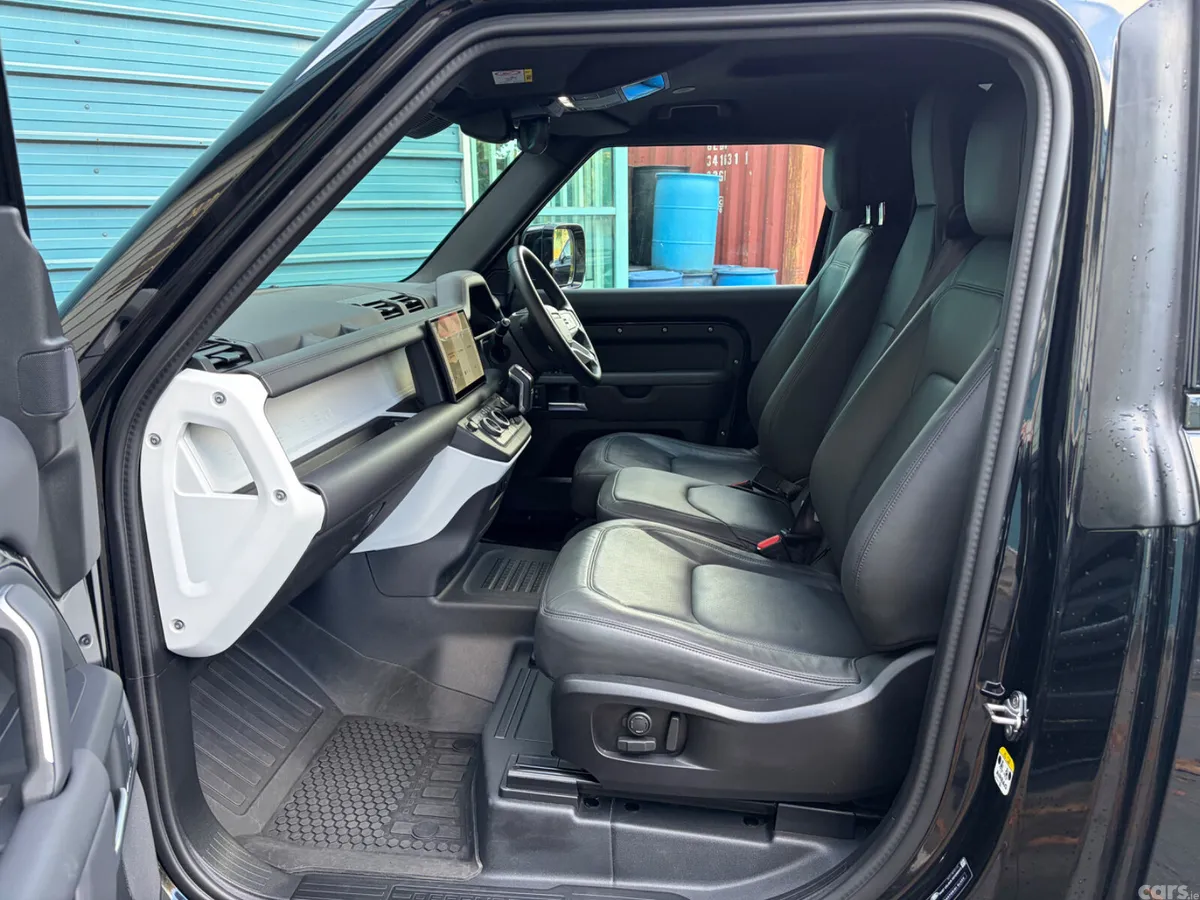 Land Rover Defender Van, Diesel, 2025, Black