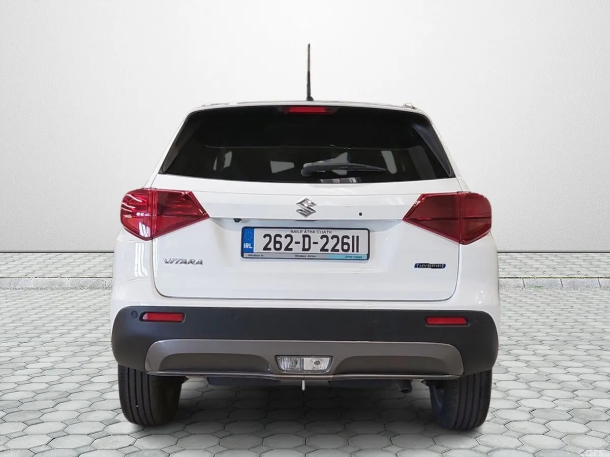 Suzuki Vitara SUV, Petrol Hybrid, 2026, White