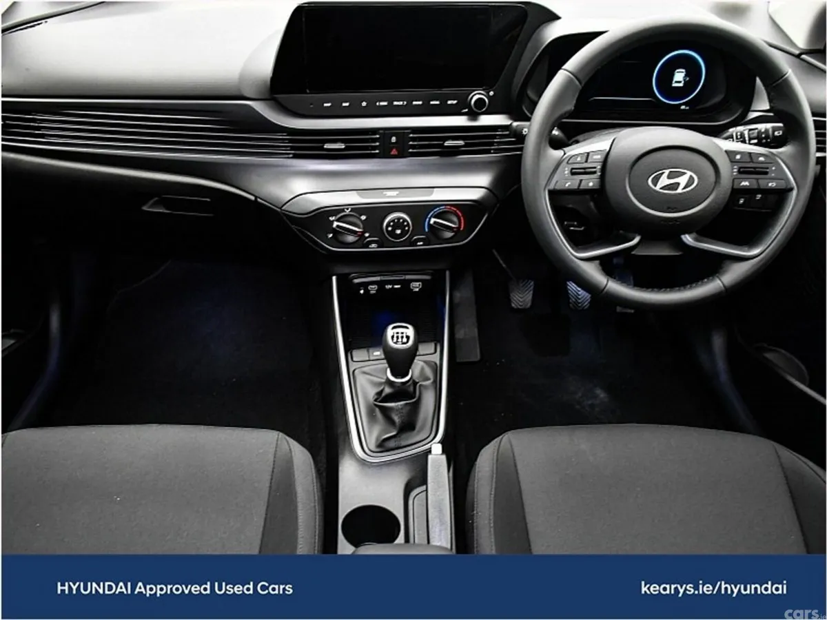 Hyundai i20 Hatchback, Petrol, 2024, Green
