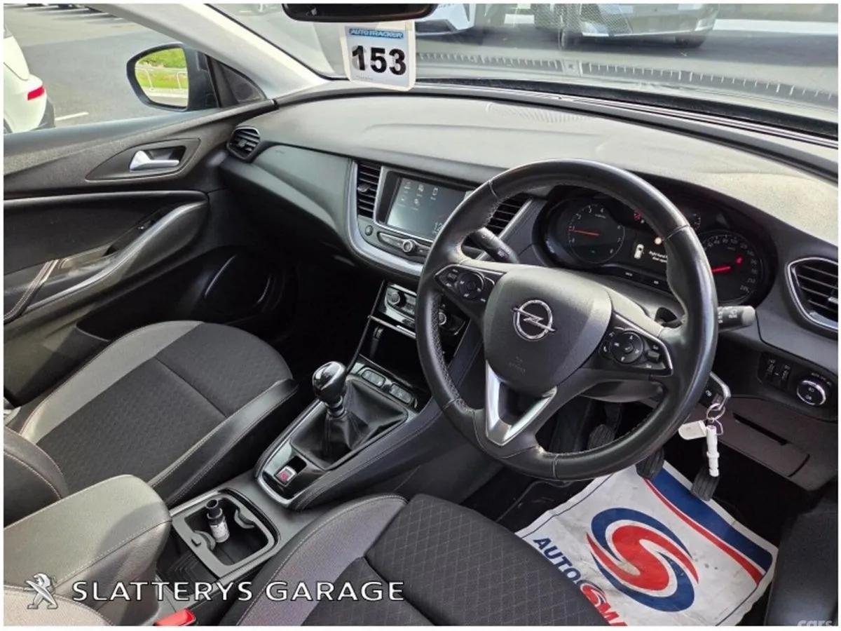 Opel Grandland X SUV, Diesel, 2021, Grey