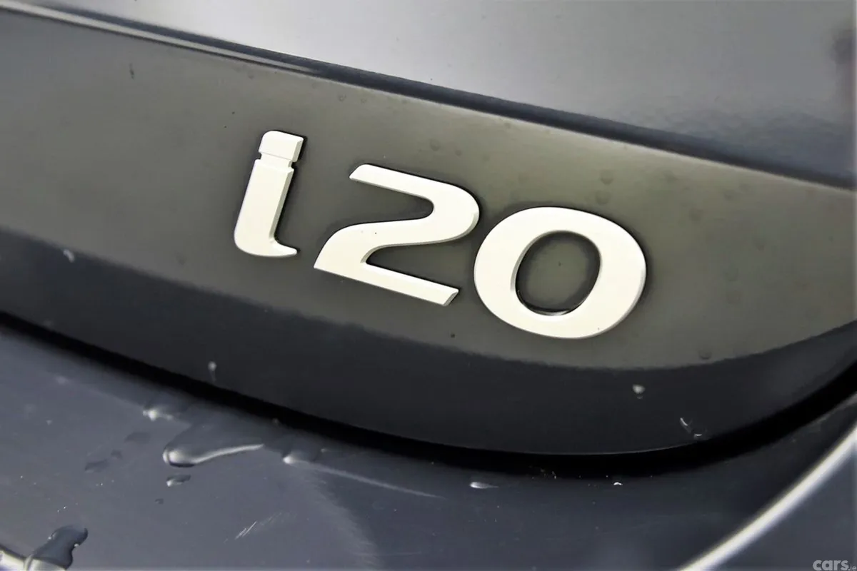 Hyundai i20 Hatchback, Petrol, 2024, Grey