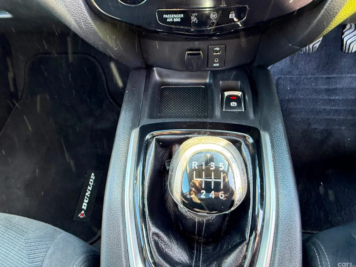 Nissan X-Trail SUV, Diesel, 2015, Silver