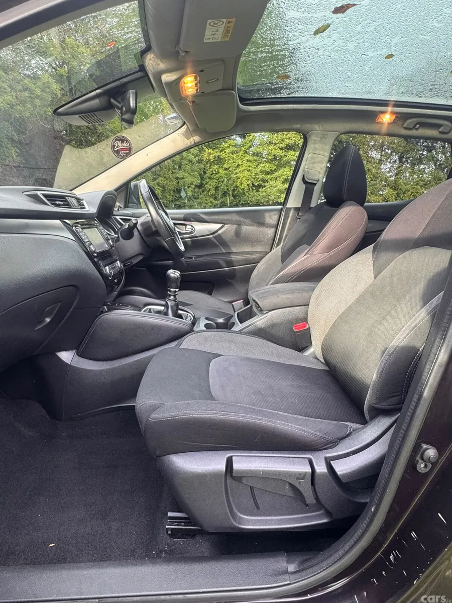 Nissan Qashqai Hatchback, Diesel, 2018, Black