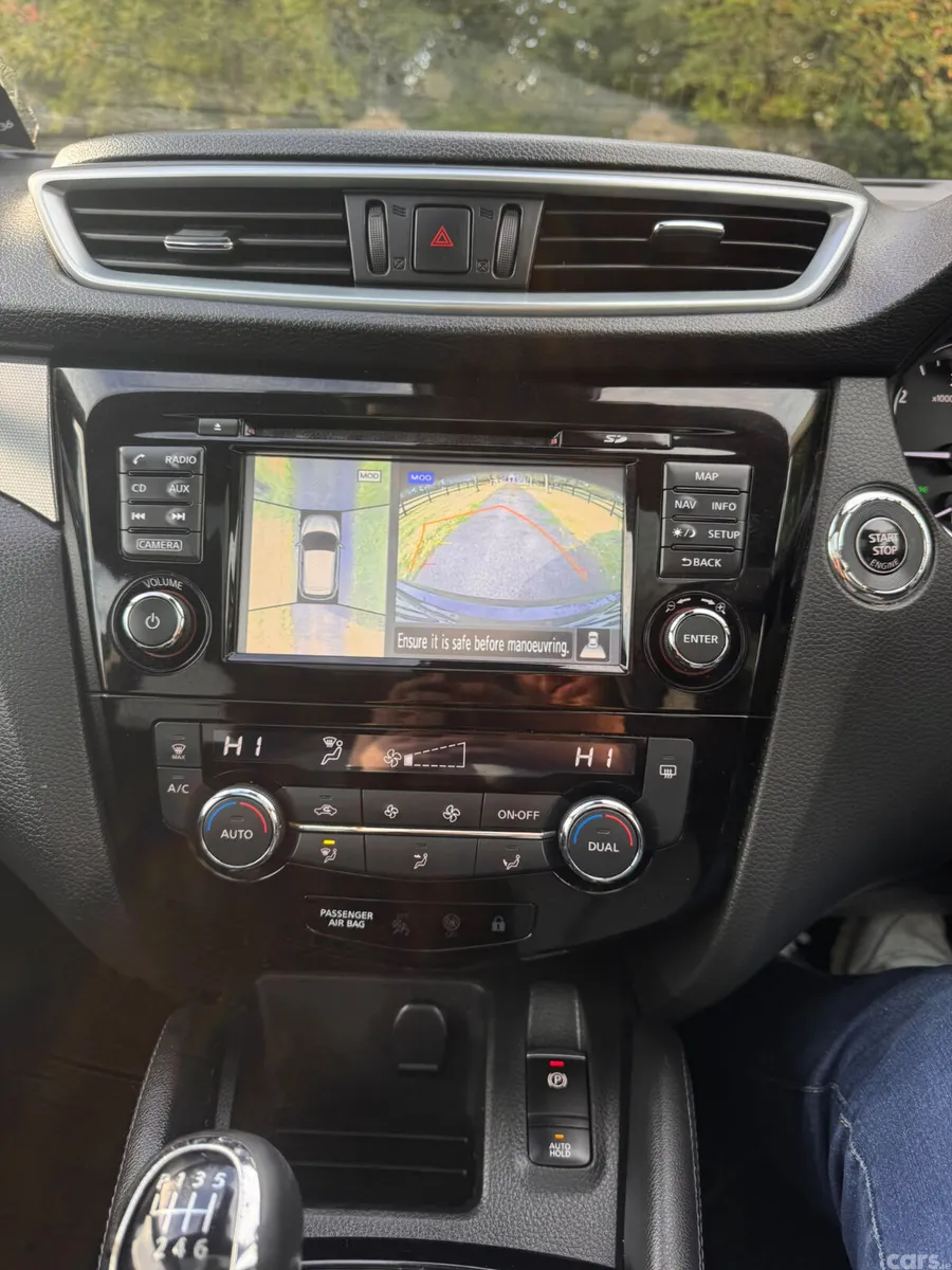 Nissan Qashqai Hatchback, Diesel, 2018, Black