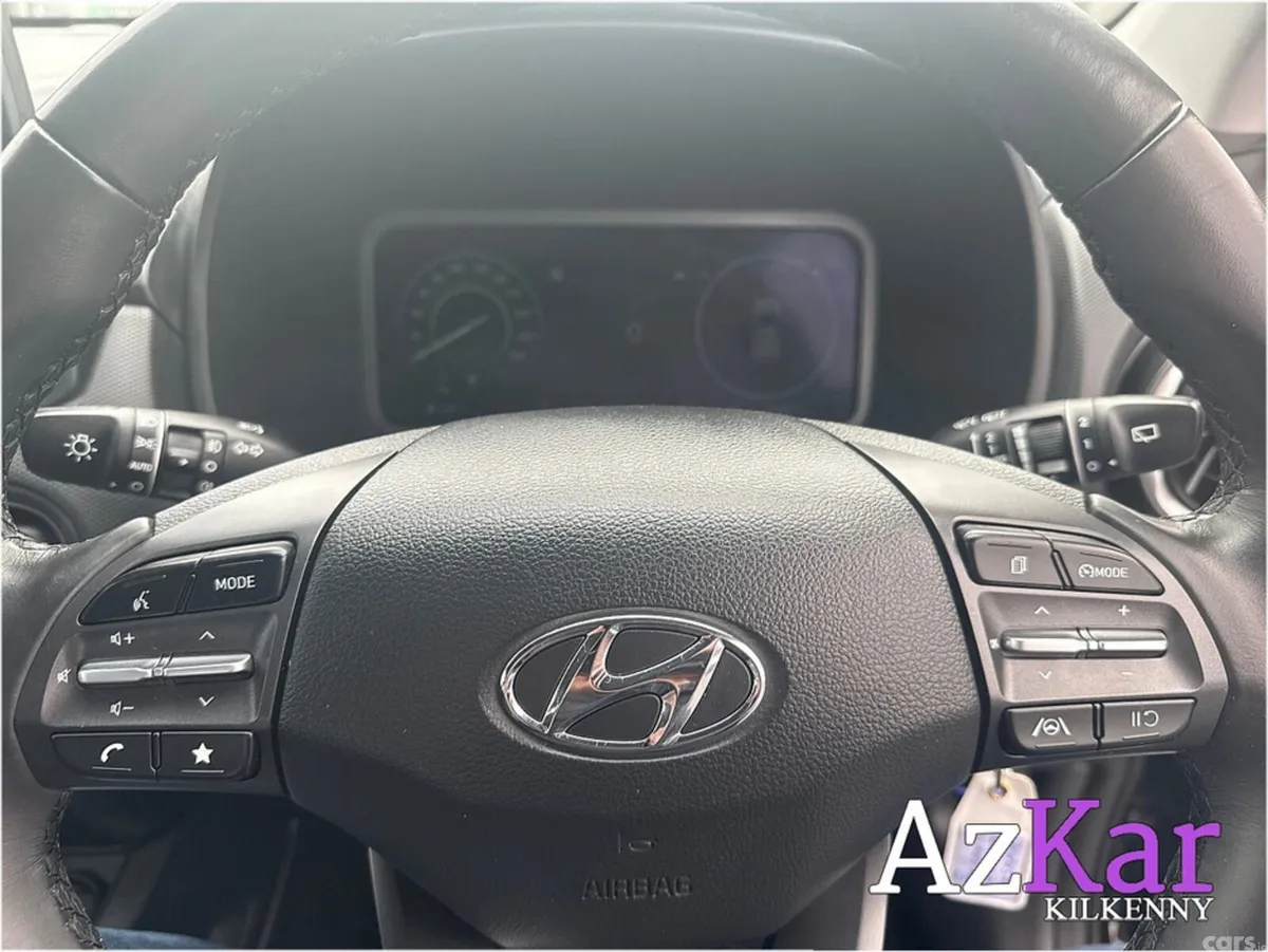 Hyundai KONA Hatchback, Diesel, 2021, Black