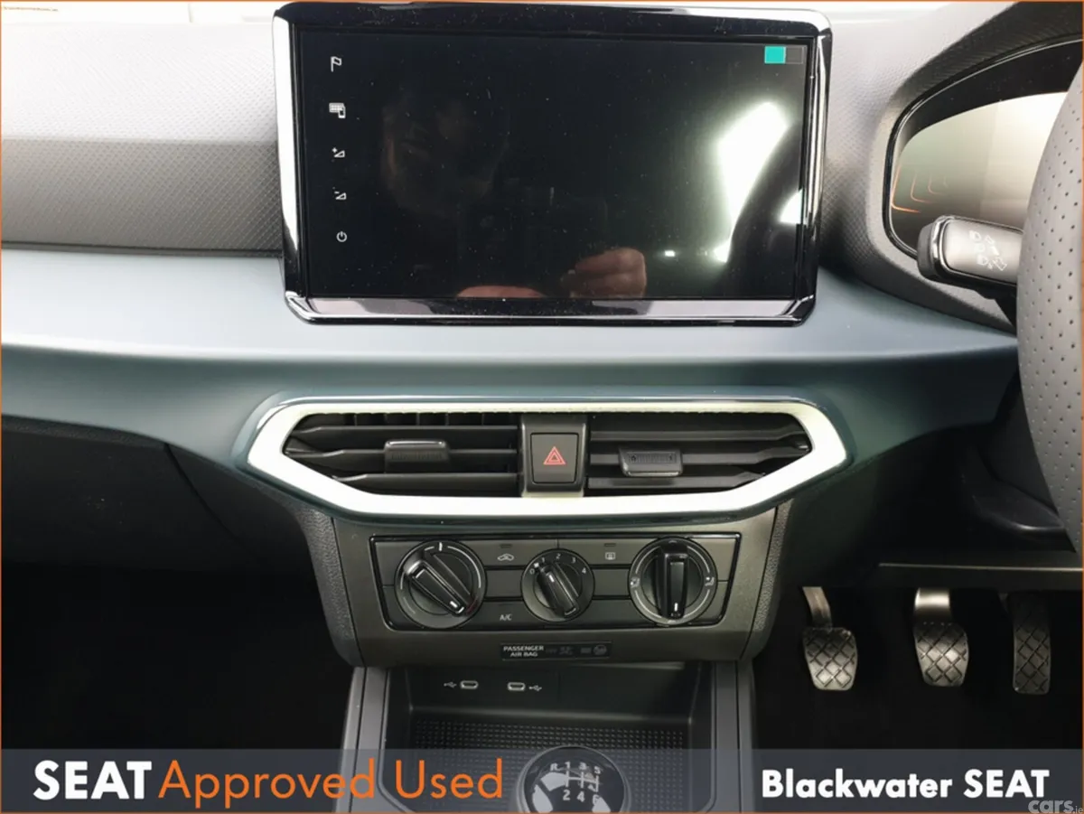 SEAT Arona Hatchback, Petrol, 2026, Black
