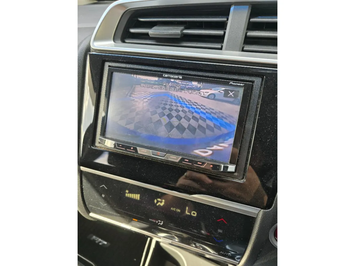 Honda Fit Hatchback, Petrol, 2015, Blue