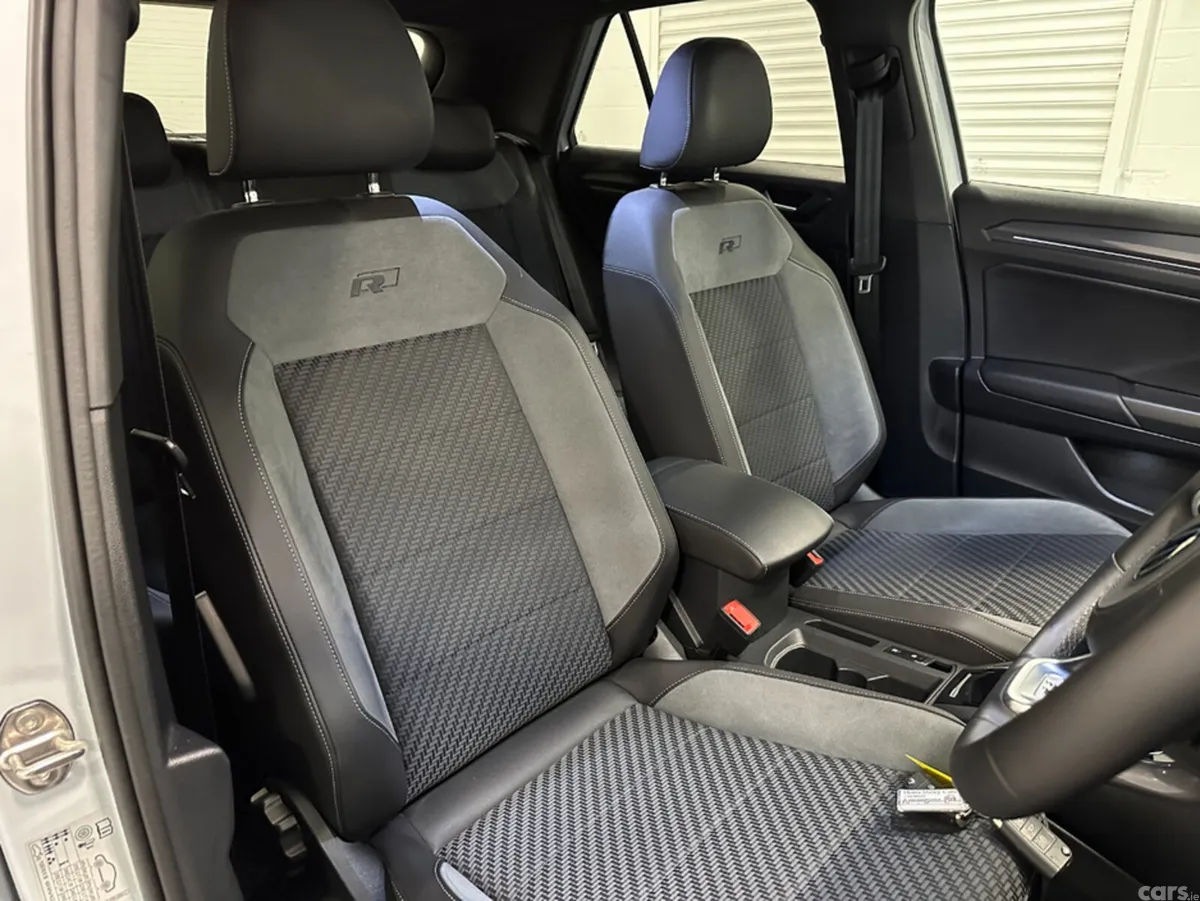 Volkswagen T-Roc SUV, Diesel, 2021, Silver