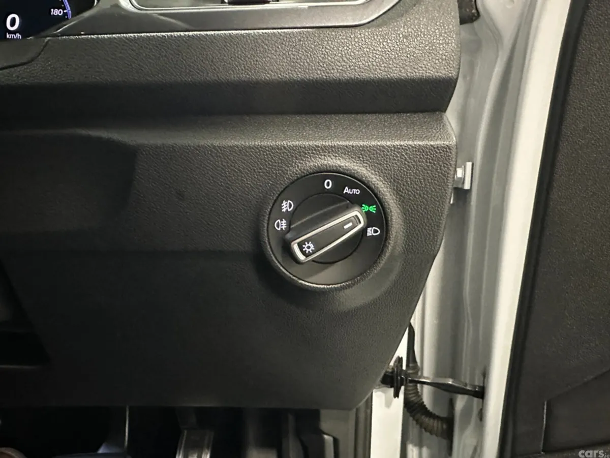 Volkswagen T-Roc SUV, Diesel, 2021, Silver