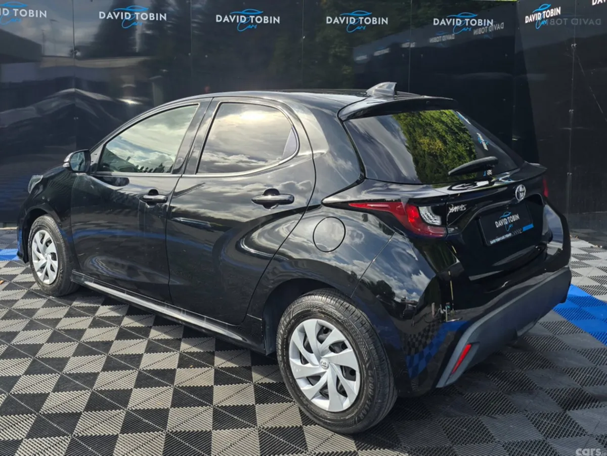 Toyota Yaris Hatchback, Petrol, 2020, Black