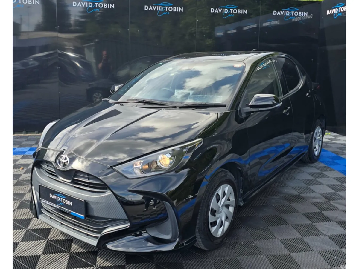 Toyota Yaris Hatchback, Petrol, 2020, Black