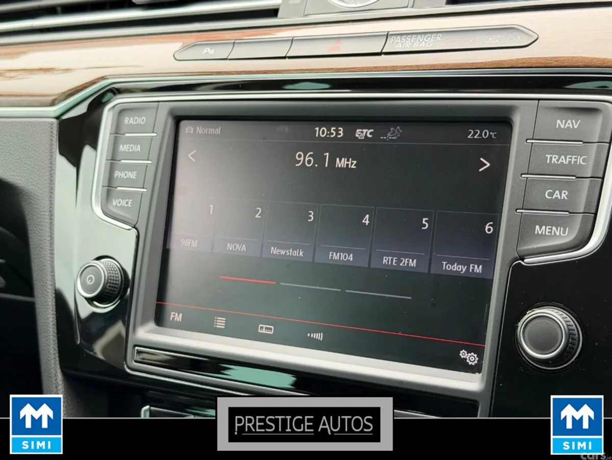 Volkswagen Passat Estate, Petrol, 2016, Blue