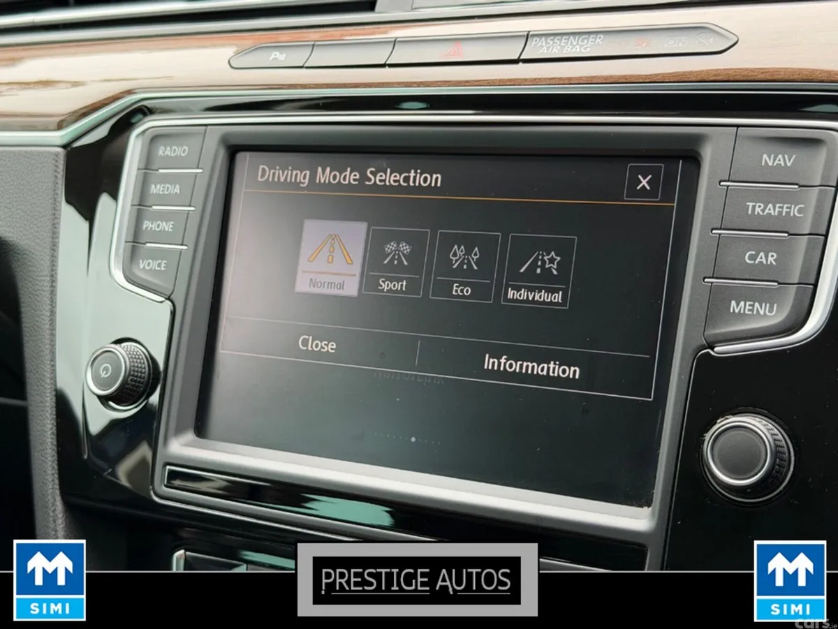 Volkswagen Passat Estate, Petrol, 2016, Blue
