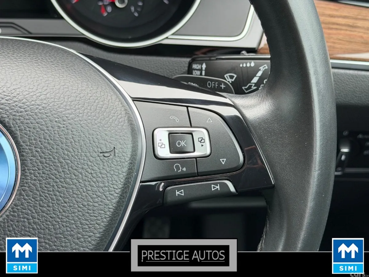 Volkswagen Passat Estate, Petrol, 2016, Blue