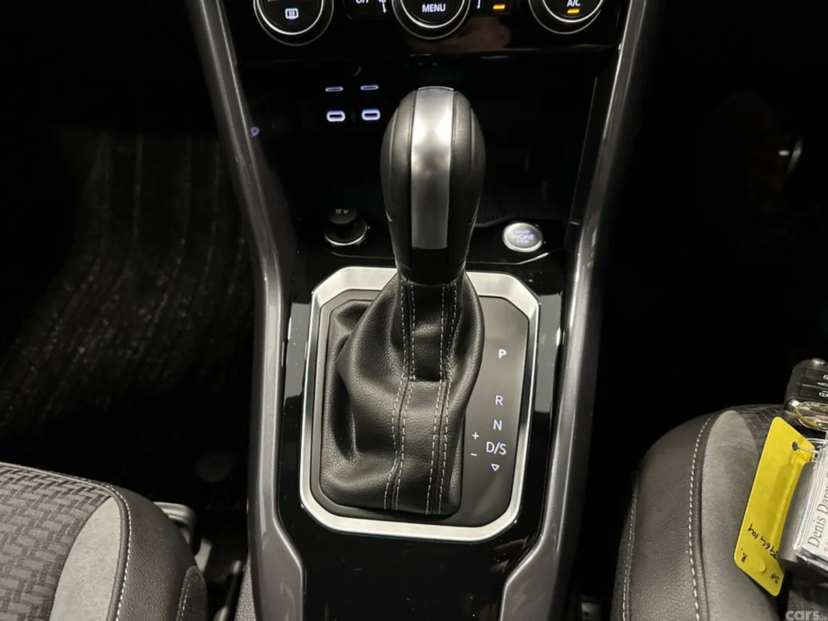 Volkswagen T-Roc SUV, Diesel, 2021, Silver