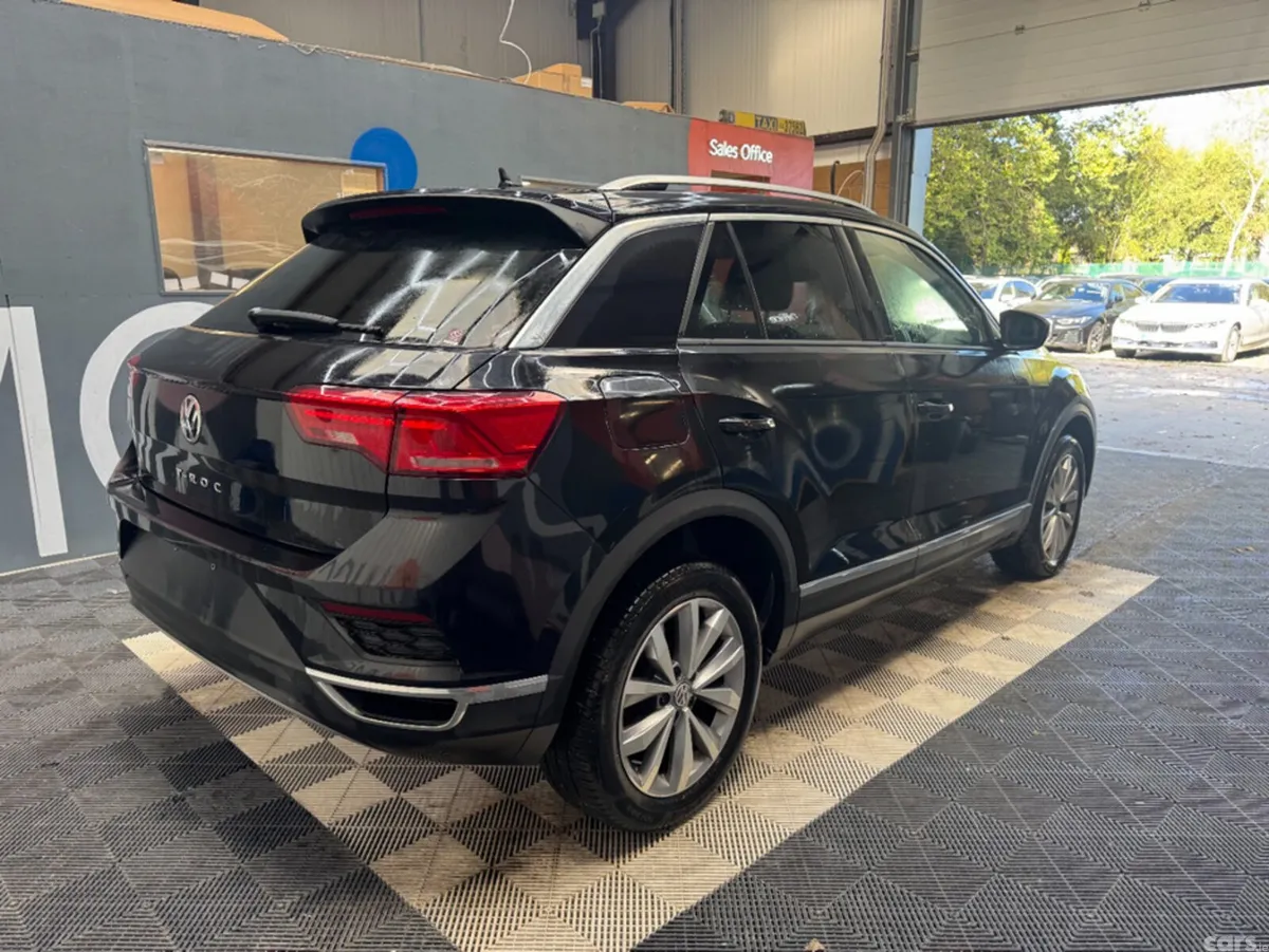 Volkswagen T-Roc SUV, Diesel, 2020, Black