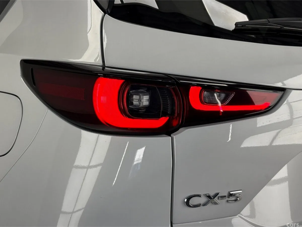 Mazda CX-5 MPV, Petrol, 2024, White