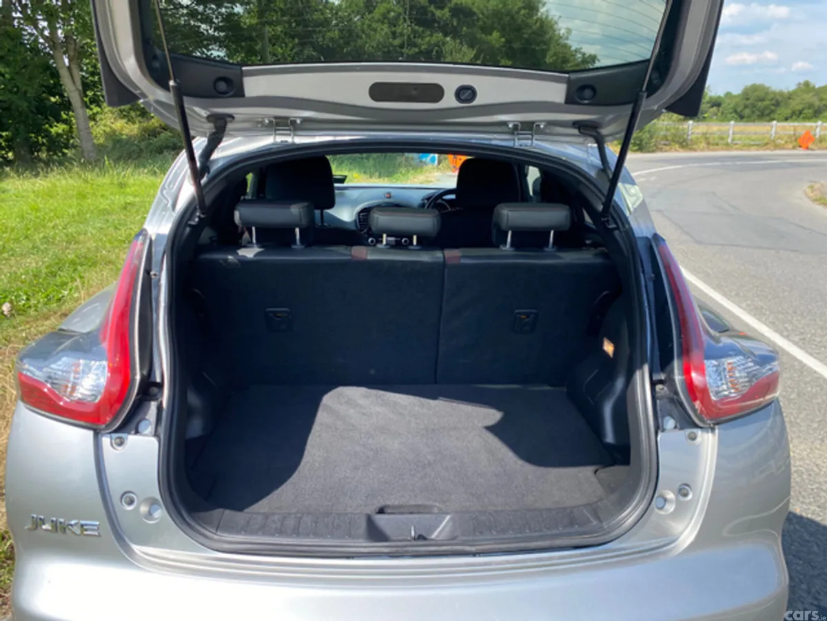 Nissan Juke MPV, Petrol, 2018, Grey