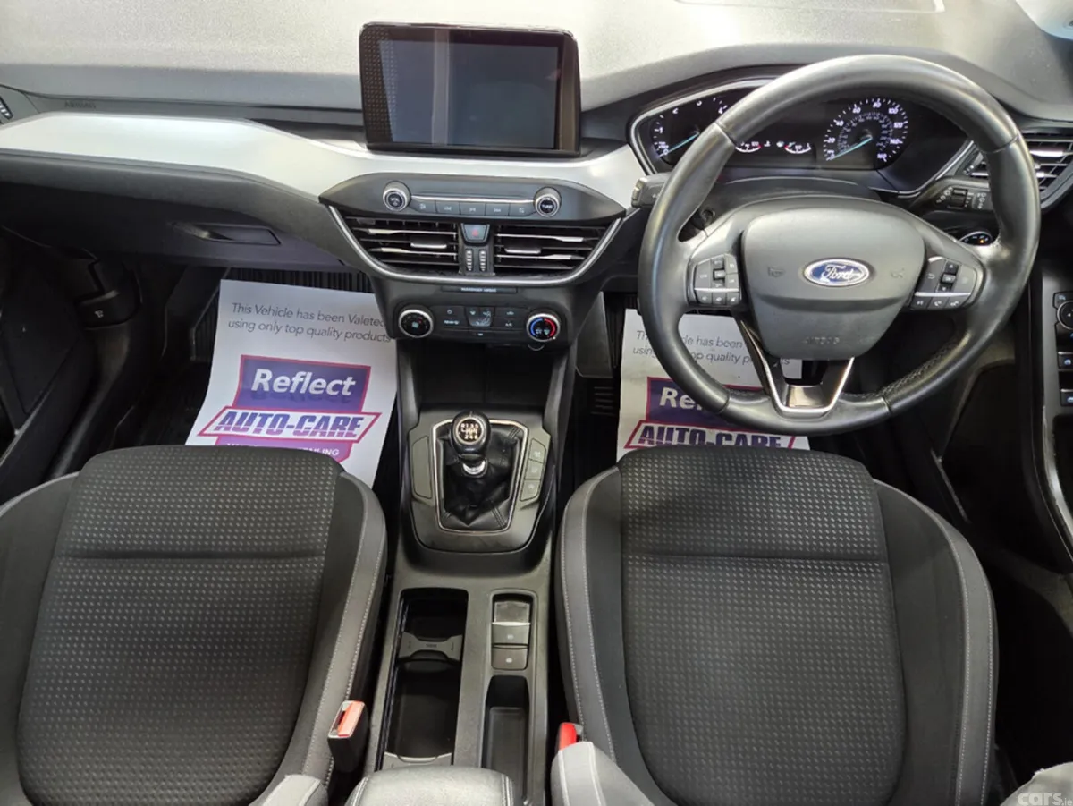 Ford Focus Hatchback, Diesel, 2019, Grey