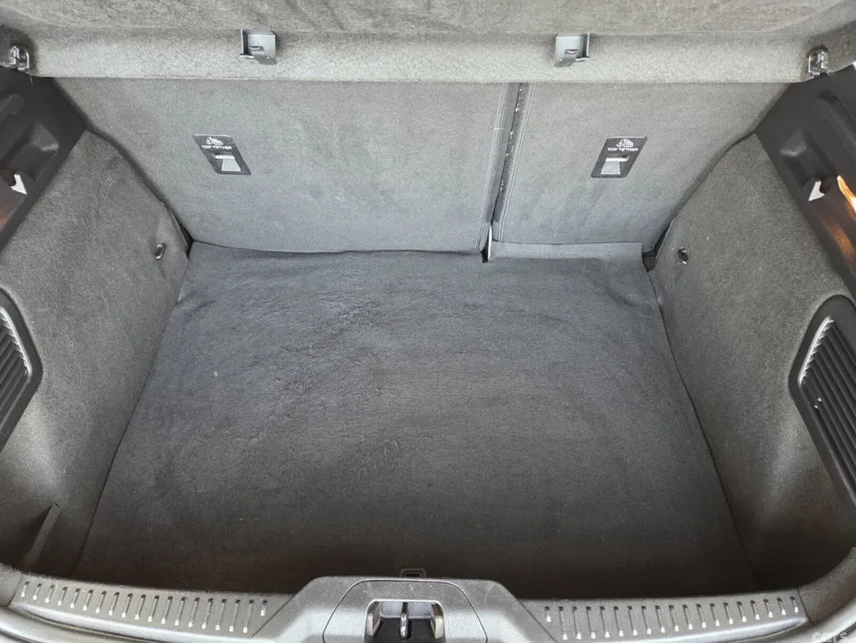 Ford Focus Hatchback, Diesel, 2019, Grey