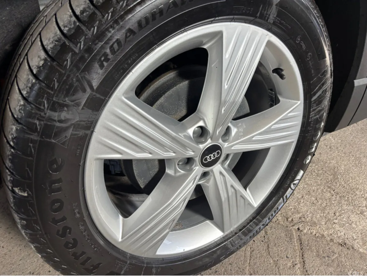 Audi Q4 e-tron SUV, Electric, 2023, Grey