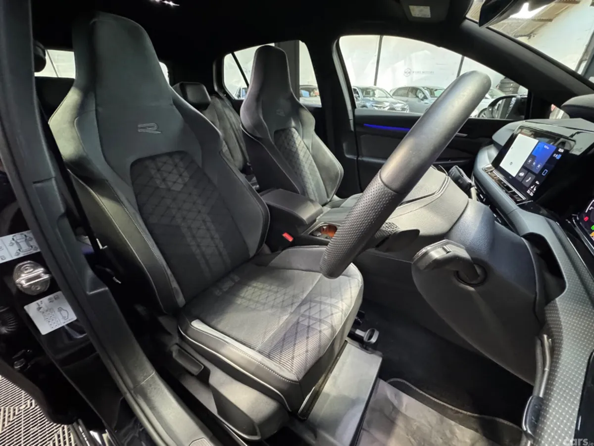 Volkswagen Golf Hatchback, Petrol, 2022, Black