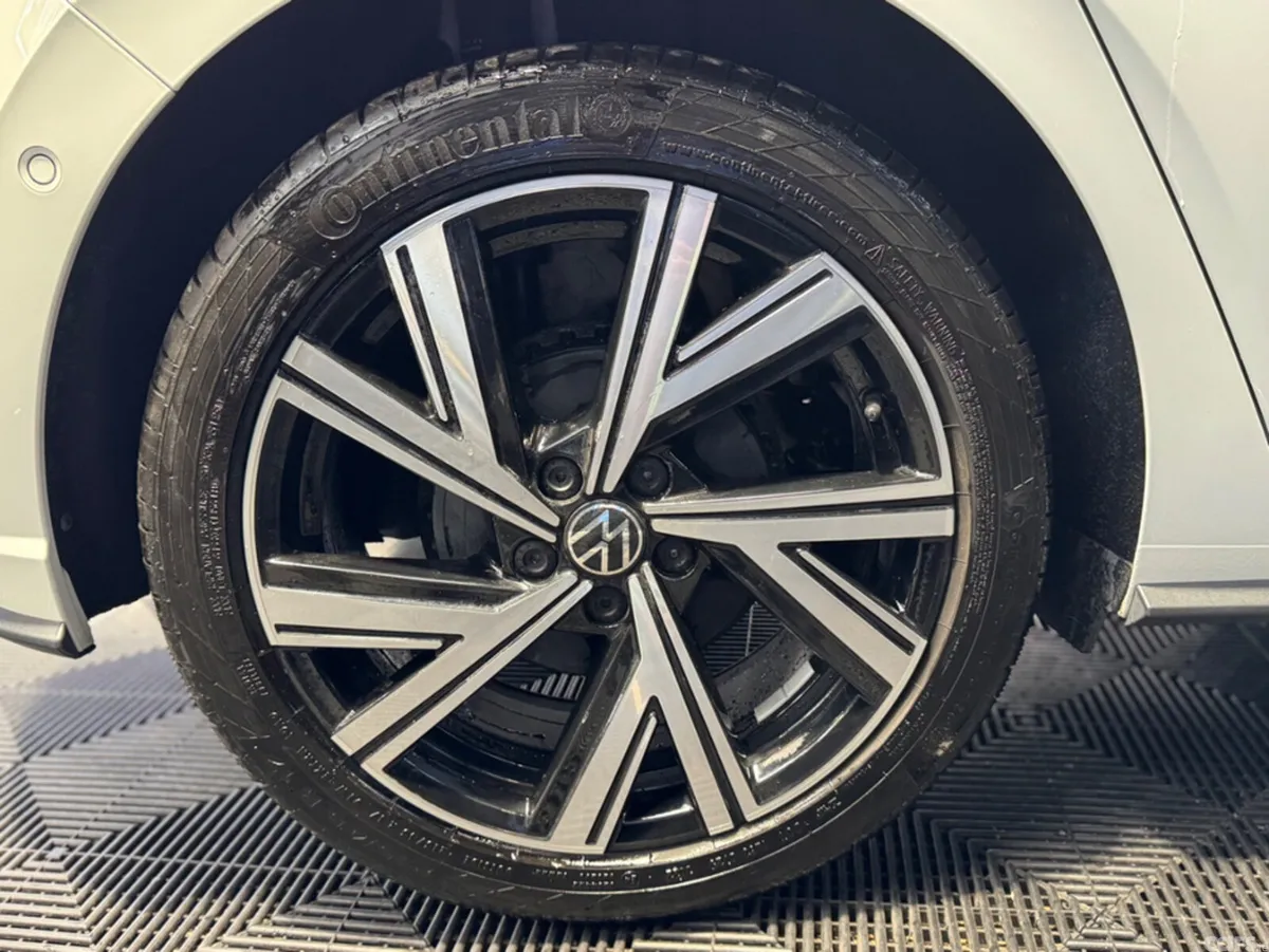 Volkswagen Polo Hatchback, Petrol, 2022, White