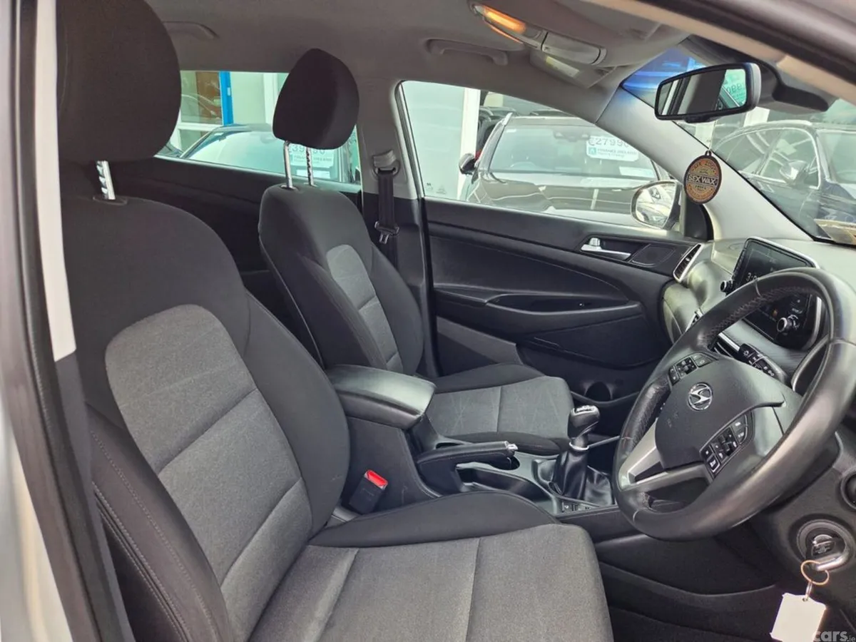 Hyundai Tucson Estate, Petrol, 2018, Silver