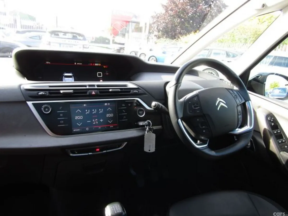 Citroen C4 Spacetourer MPV, Diesel, 2022, Blue