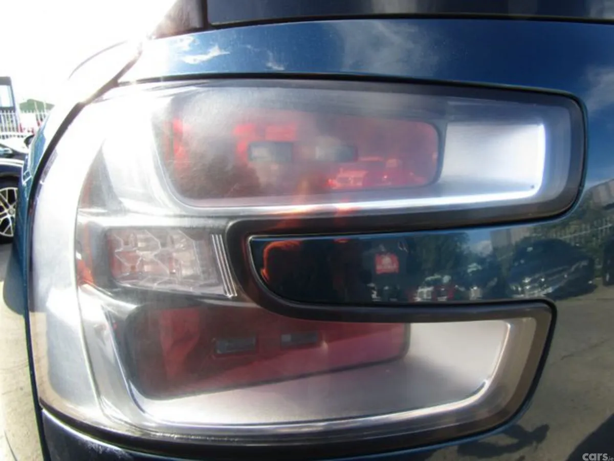 Citroen C4 Spacetourer MPV, Diesel, 2022, Blue