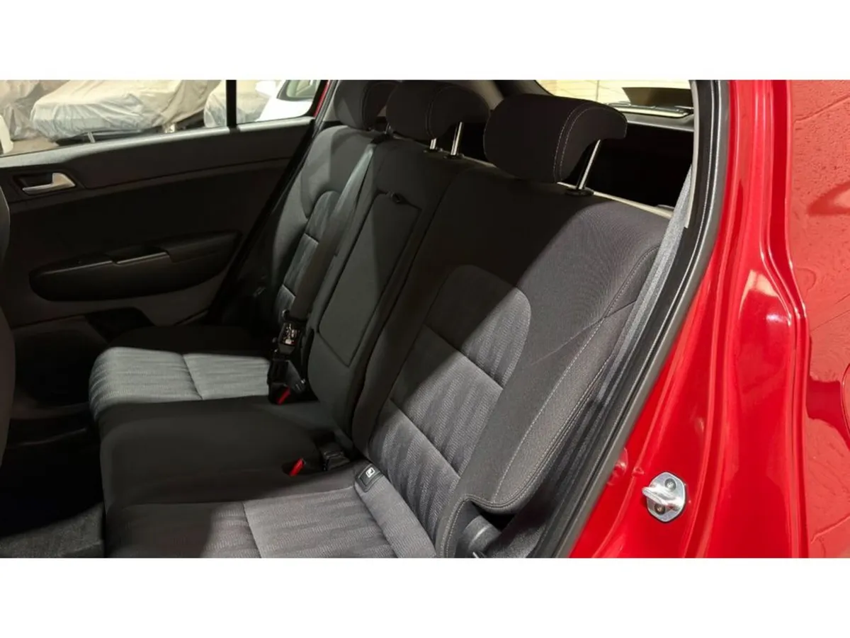 Kia Sportage MPV, Diesel, 2019, Red