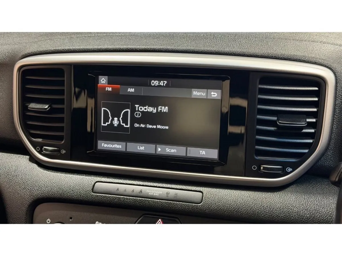 Kia Sportage MPV, Diesel, 2019, Red