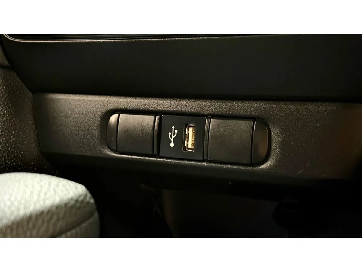 Toyota Yaris Hatchback, Petrol Hybrid, 2022, Grey