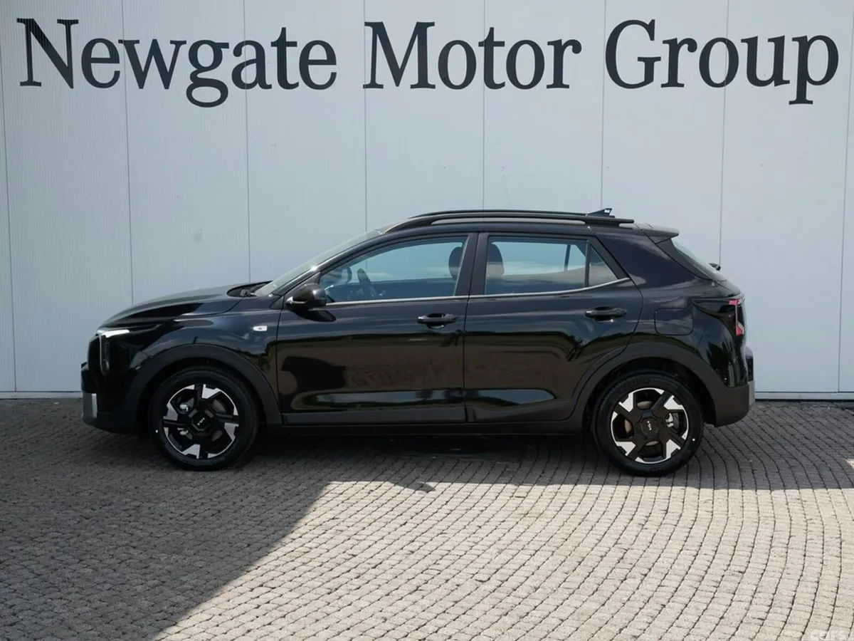 Kia Stonic Hatchback, Petrol, 2027, Black