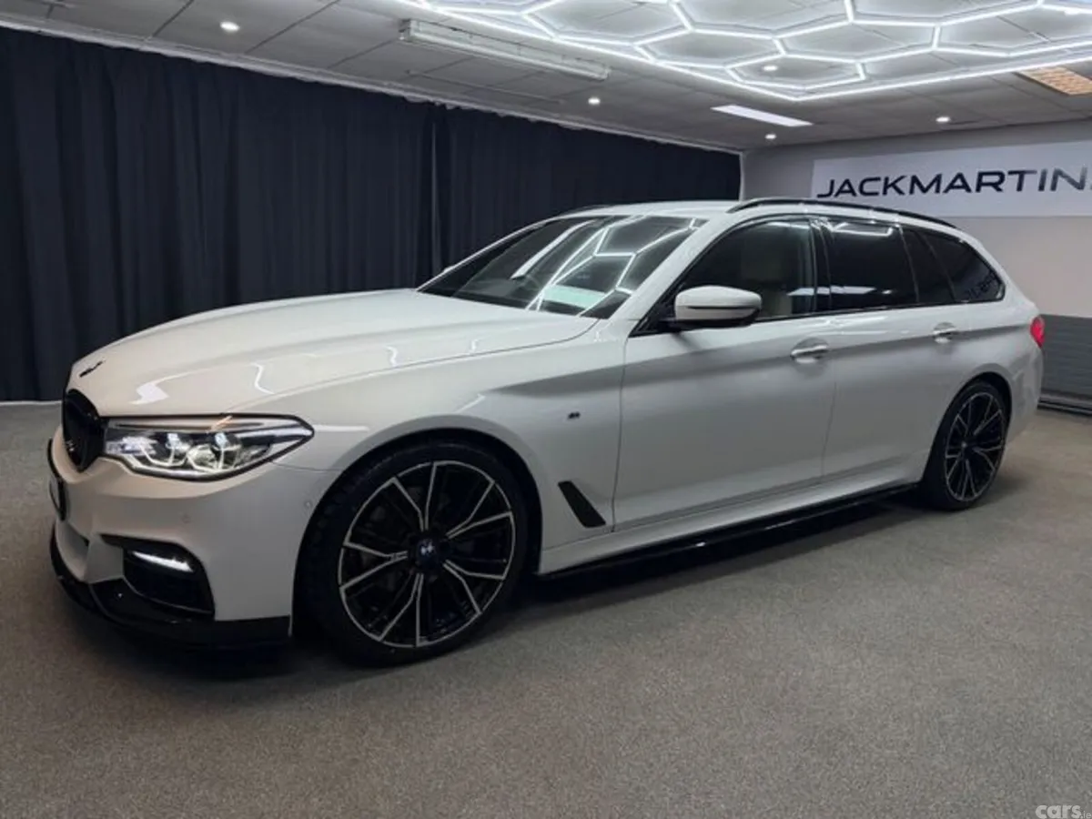 BMW 5-Series Estate, Diesel, 2017, White