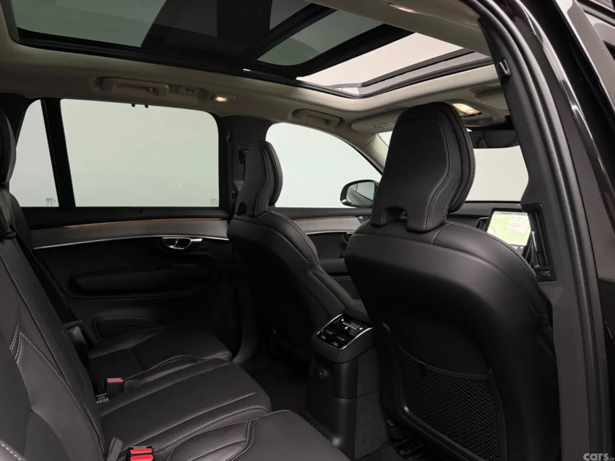 Volvo XC90 SUV, Petrol Plug-in Hybrid, 2026, Black