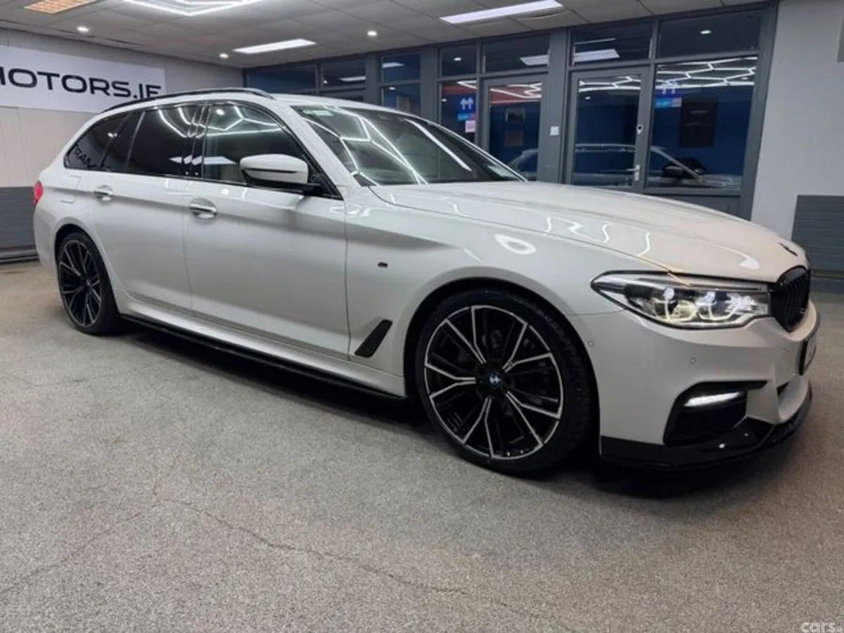BMW 5-Series Estate, Diesel, 2017, White