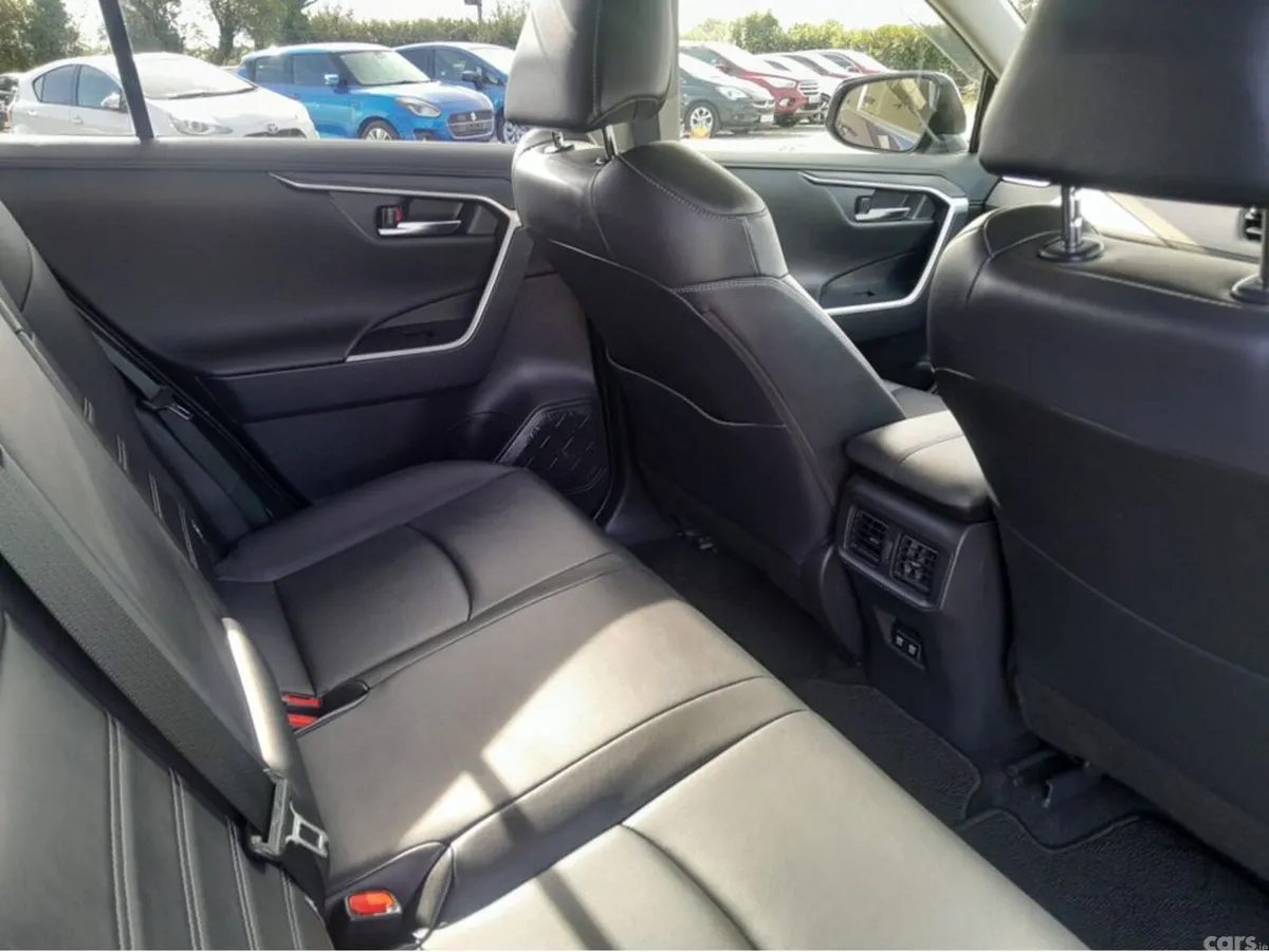 Toyota RAV4 SUV, Petrol Hybrid, 2021, Blue