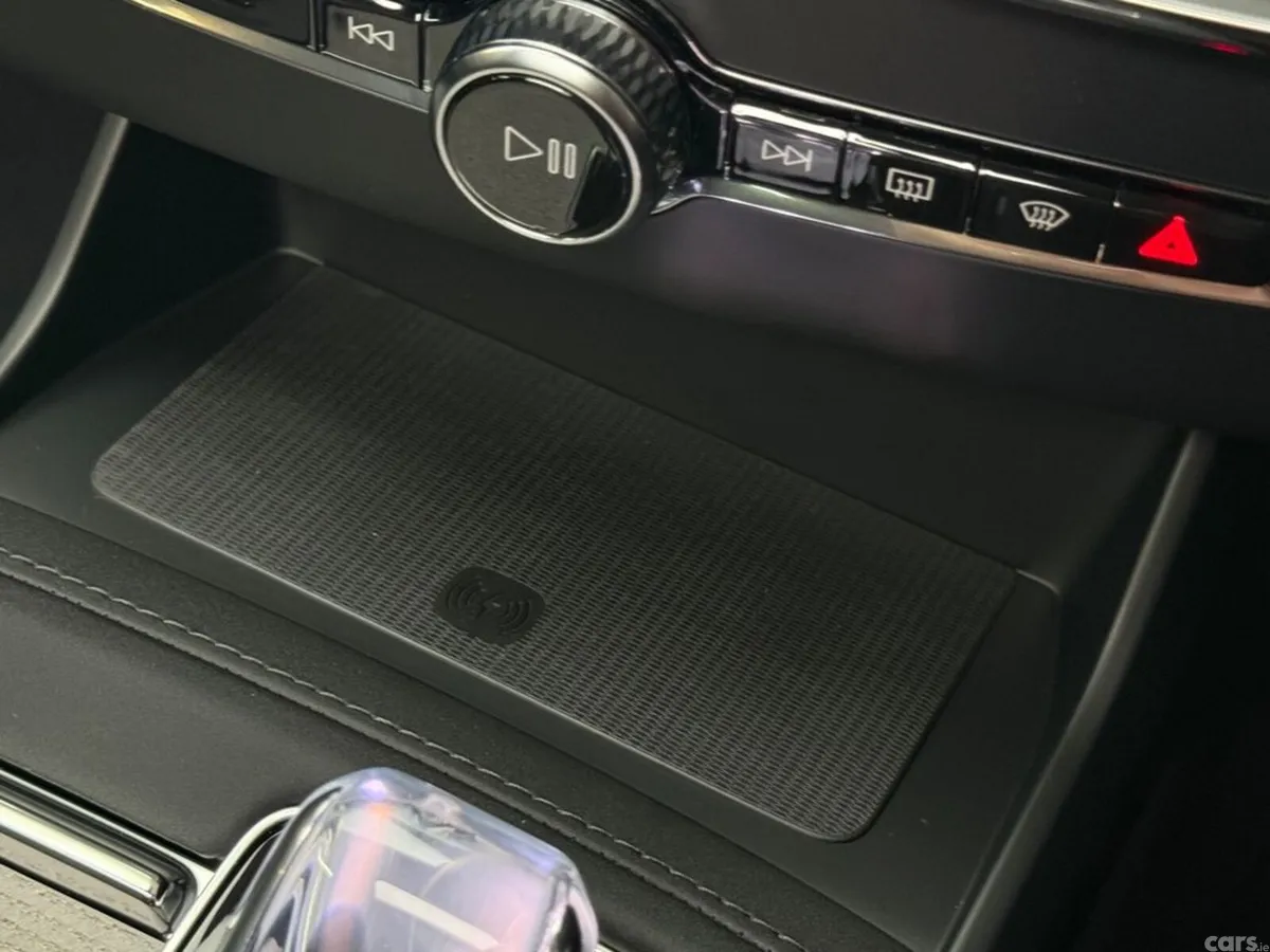 Volvo XC90 SUV, Petrol Plug-in Hybrid, 2026, Black