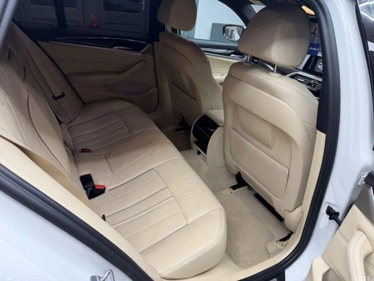 BMW 5-Series Estate, Diesel, 2017, White